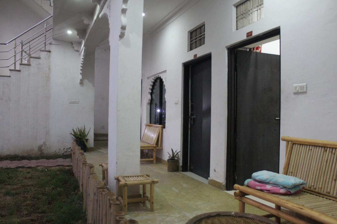 Hotel Heritage High Удайпур Екстериор снимка