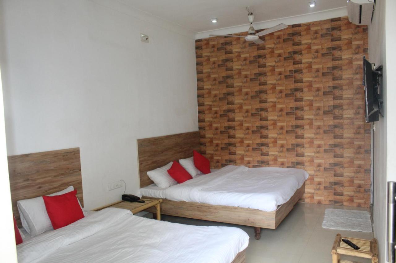 Hotel Heritage High Удайпур Екстериор снимка