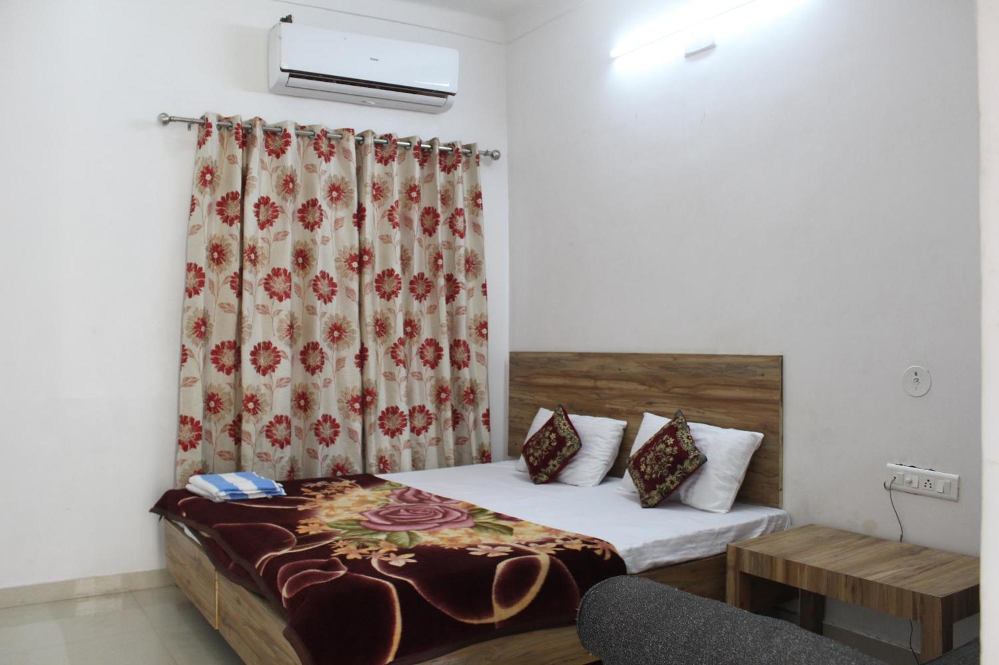 Hotel Heritage High Удайпур Екстериор снимка