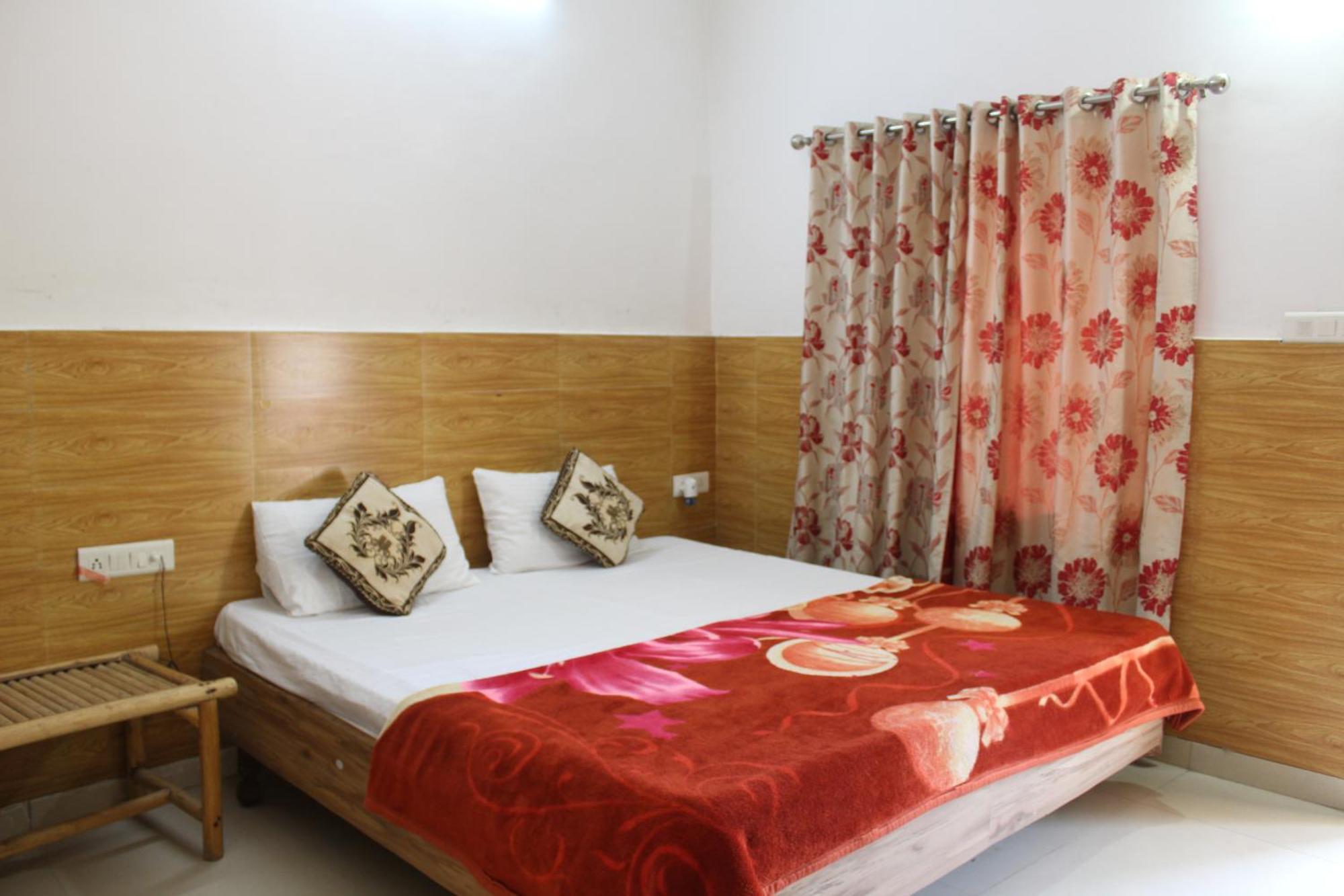 Hotel Heritage High Удайпур Екстериор снимка