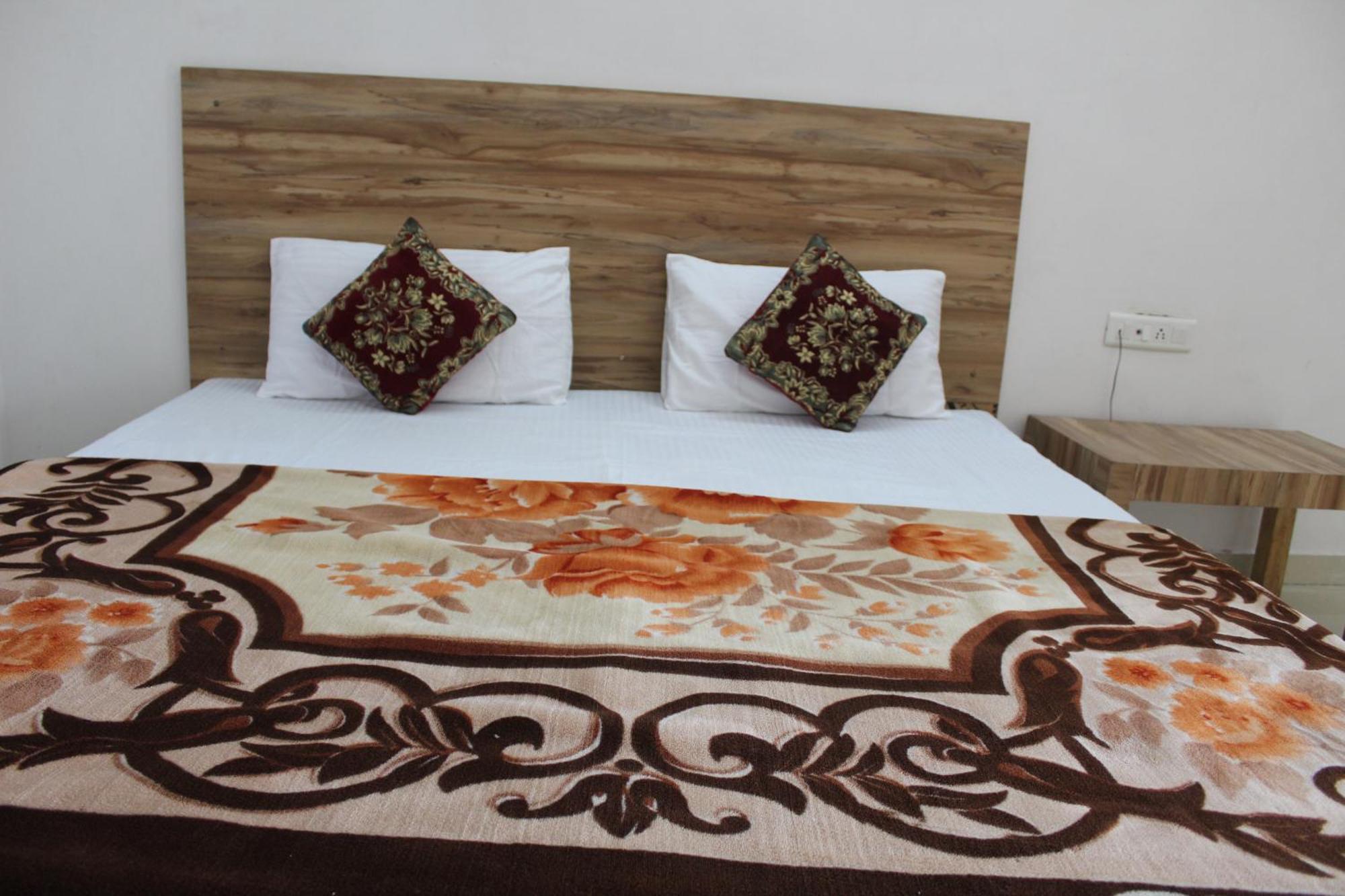 Hotel Heritage High Удайпур Екстериор снимка